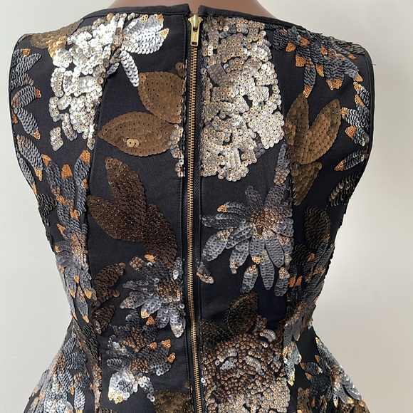 Keepsake The Label Wonderwall Sequined Peplum Top Sleeveless Black Gold Small S - Picture 9 of 11